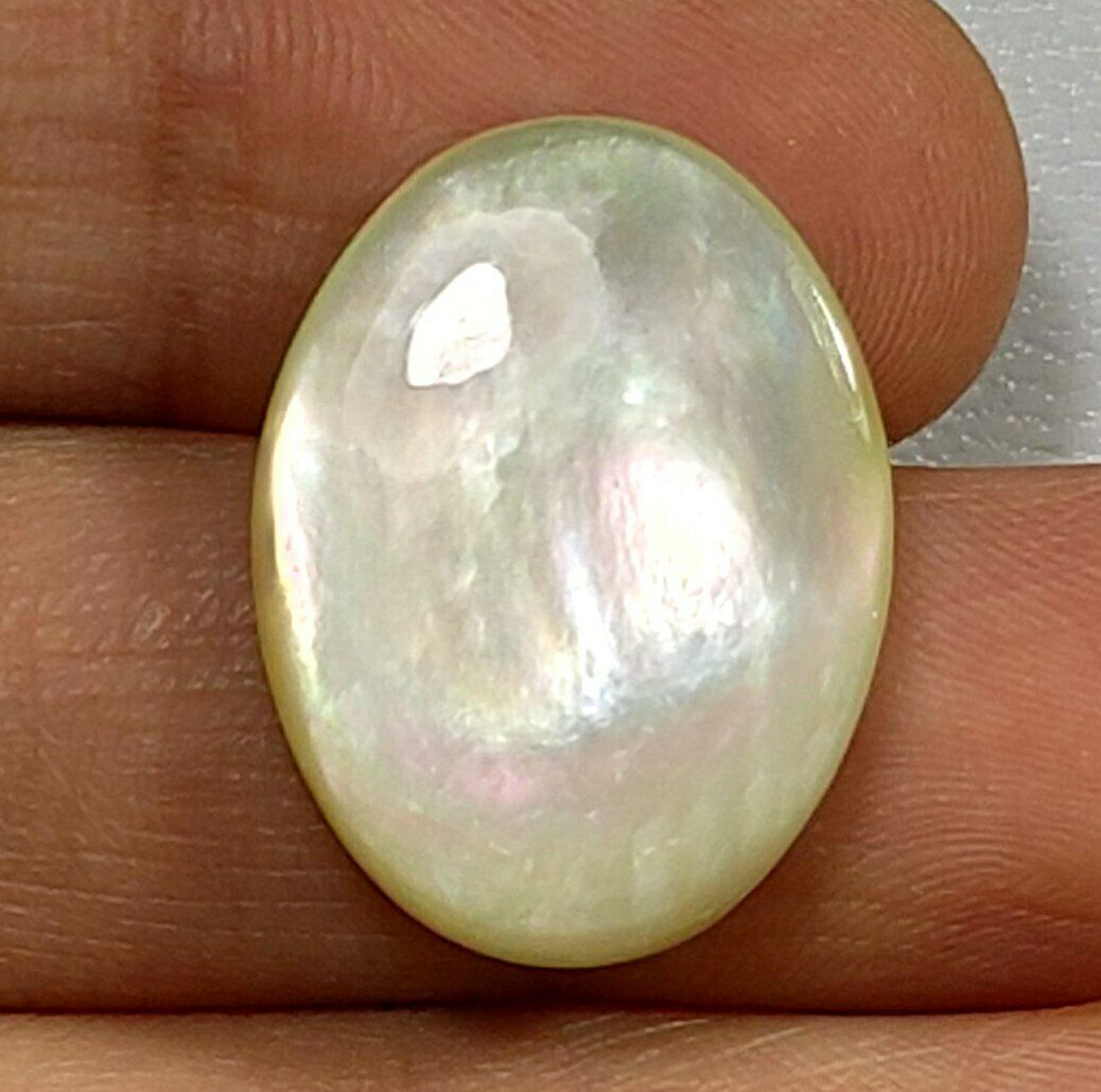 9 Ct Natural Freshwater Shiny  Mother Of Pearl Shell Oval Cabochon A3
