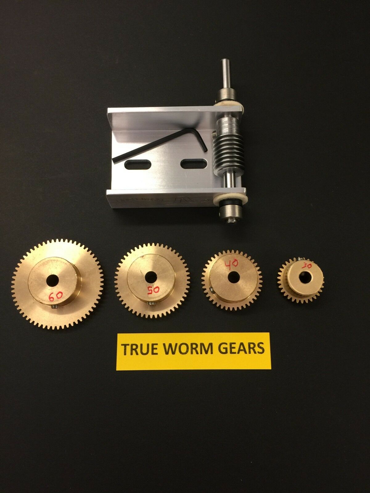 Matching Set Of Worm Gears With Ez Cinch Worm Bracket 1/4" Bore And Spur Gears !